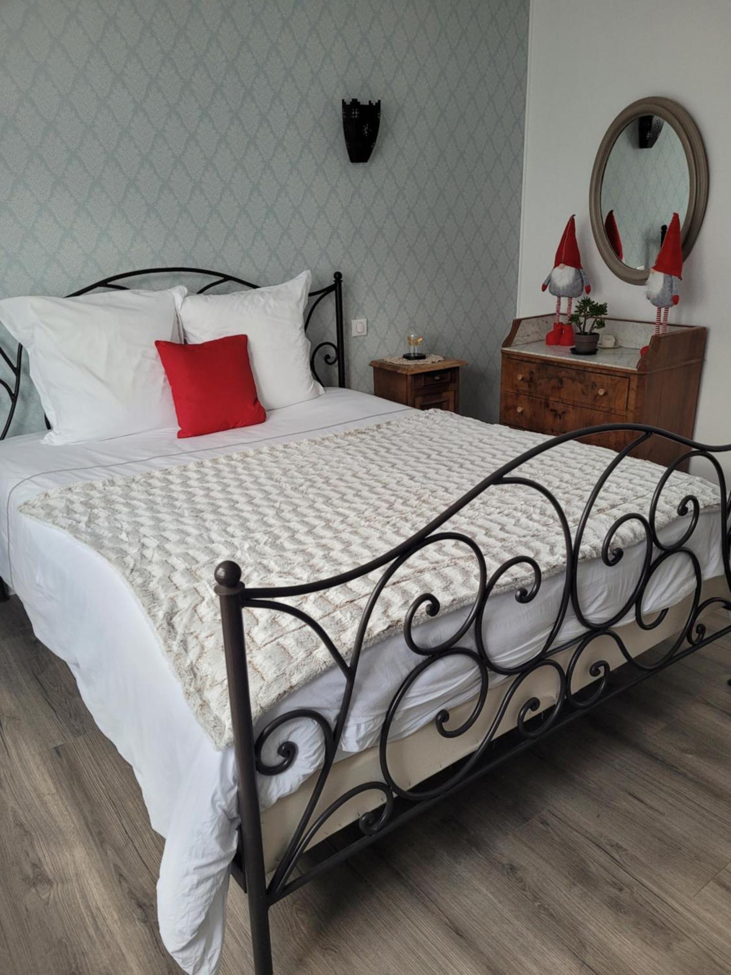 Appartement Au Cigogneau Wifi-Netflix-Balcon-Parking เมาสแตร์ ภายนอก รูปภาพ